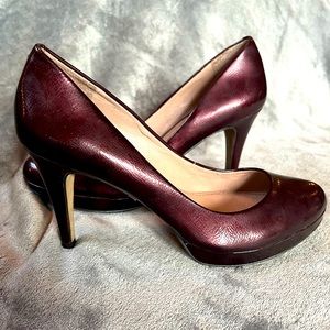 Like new condition Vince Canute dress heels!